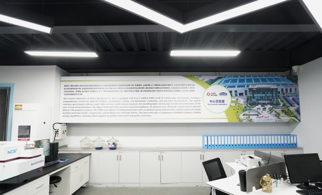 अचूक उत्पादन उच्च-गुणवत्तेची वीट मशीन तयार करते